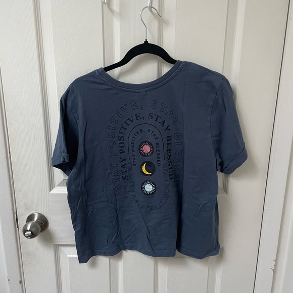 Celestial tee - Picture 2 of 4